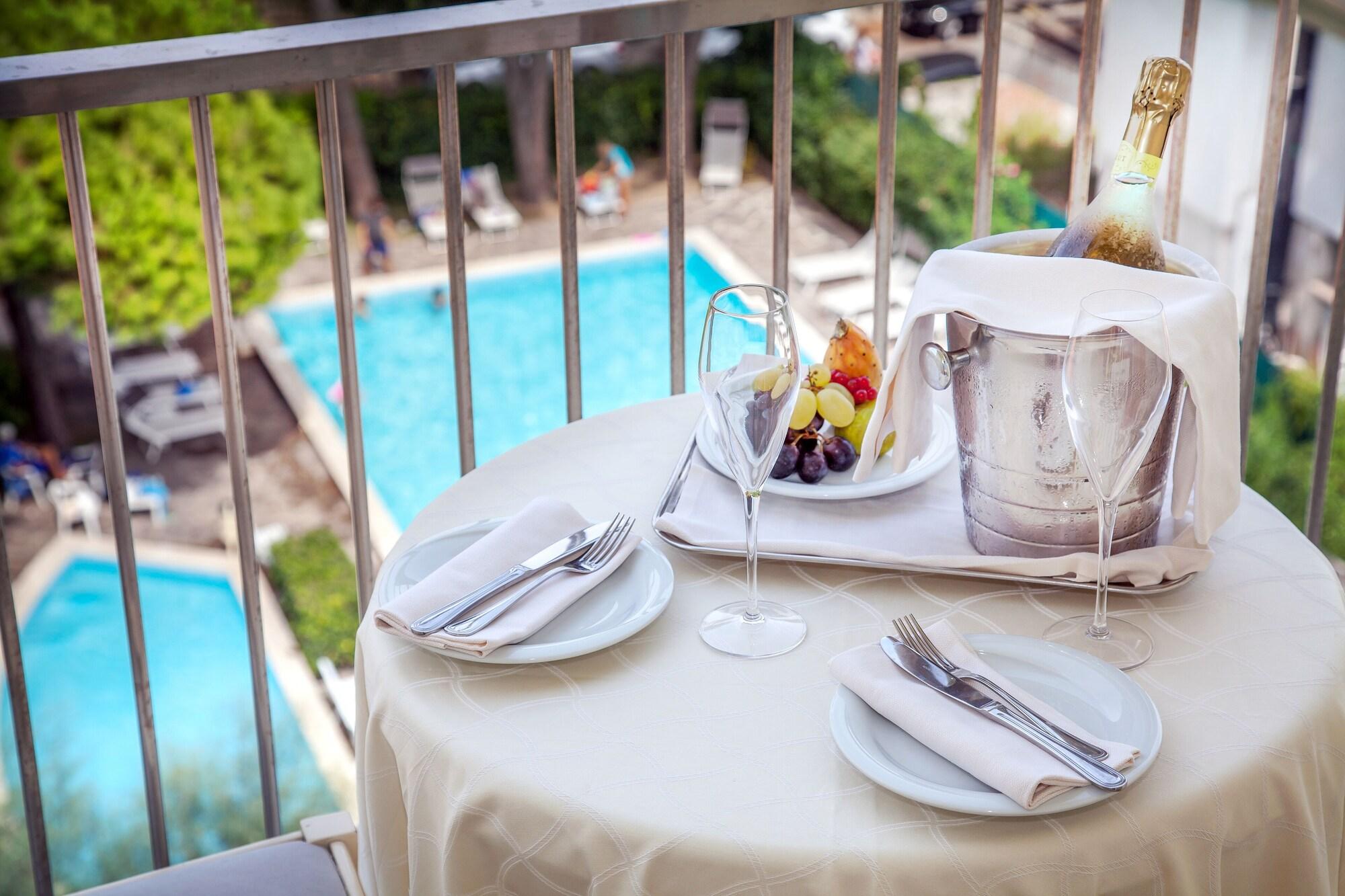 Hotel Doge Milano Marittima Eksteriør billede