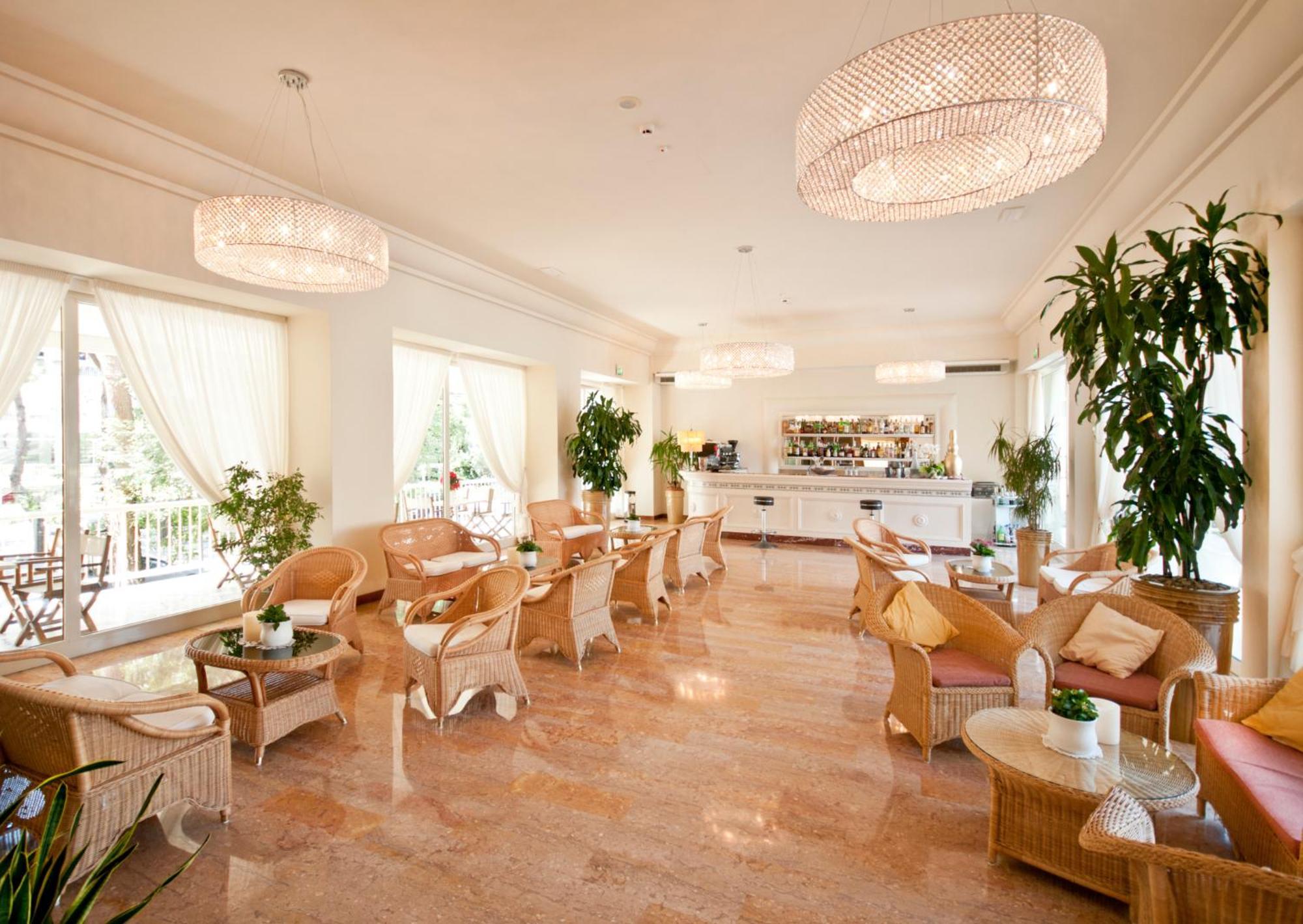 Hotel Doge Milano Marittima Eksteriør billede