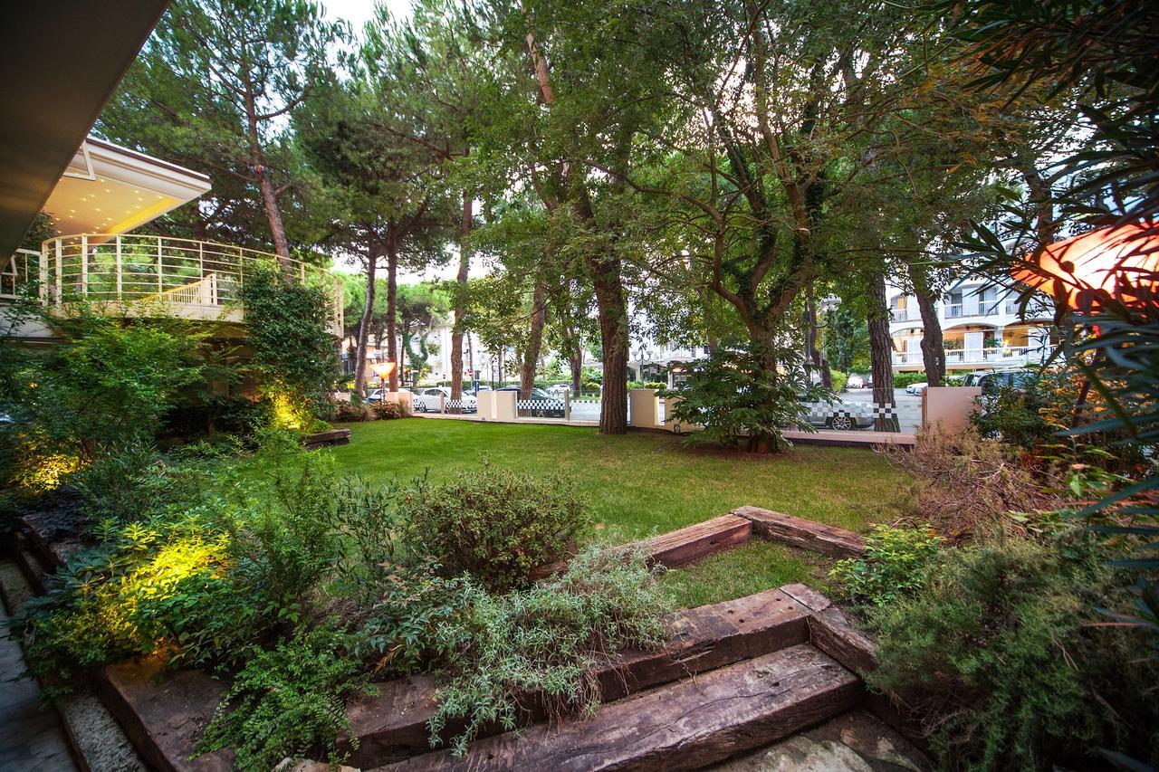 Hotel Doge Milano Marittima Eksteriør billede